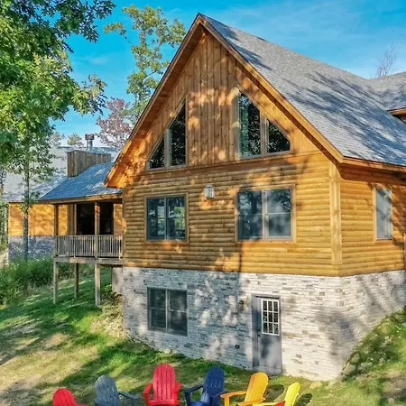 Cjs Mountain Lodge